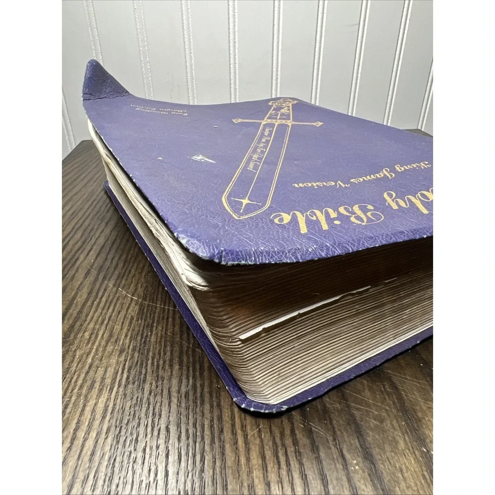God's Holy Bible King James Version KJV Purple Easy Reading Margin Edition 1999